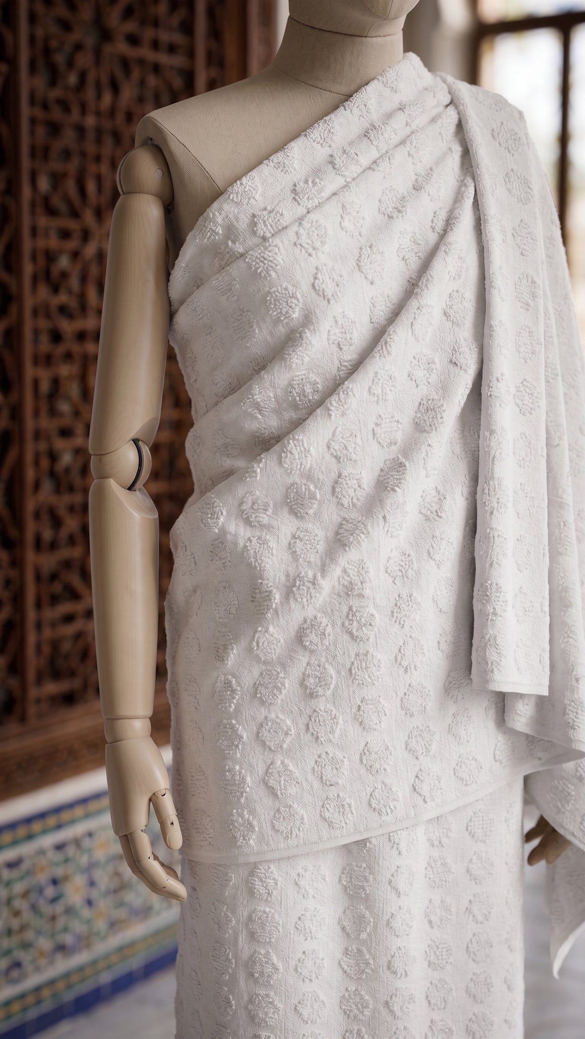 Men's Standard Ahram 638 - Close up detail