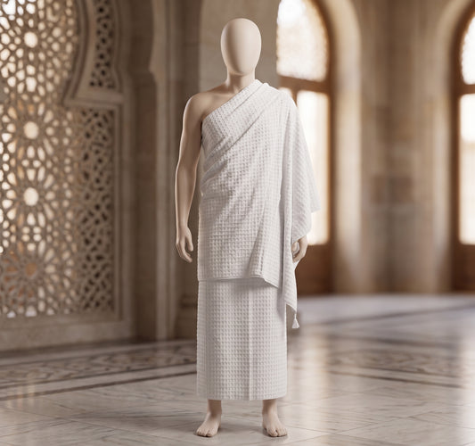Men's Standard Ahram 191 - Close up detail
